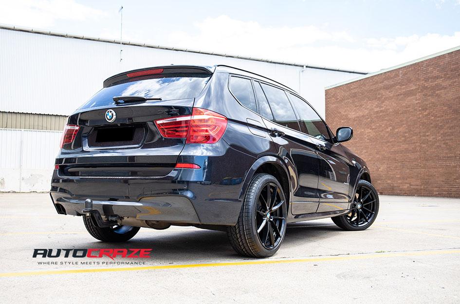 BMW X3 SECTOR SATIN BLACK